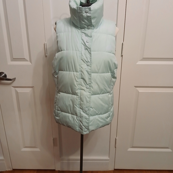 Old Navy Puffer Vest L woman light blue - Picture 5 of 6